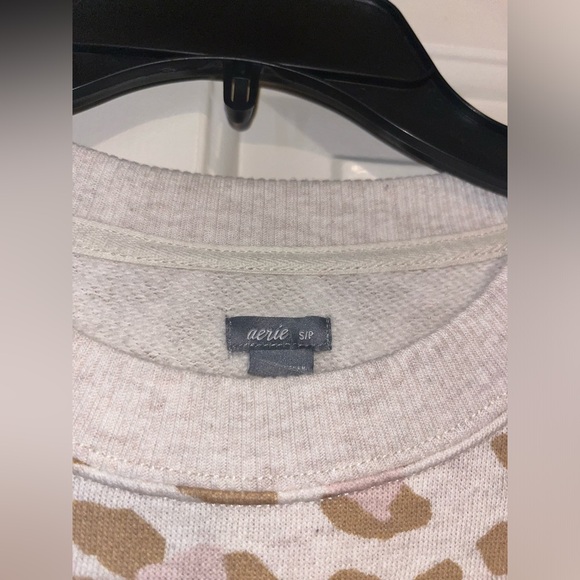 Aerie Women's Aerie Split Hem Leopard Print Crewneck Sweatshirt - Picture 5 of 5